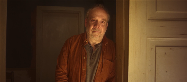 黑镜 下载_黑镜第七季订阅服务陷阱_黑镜第七季剧情分析